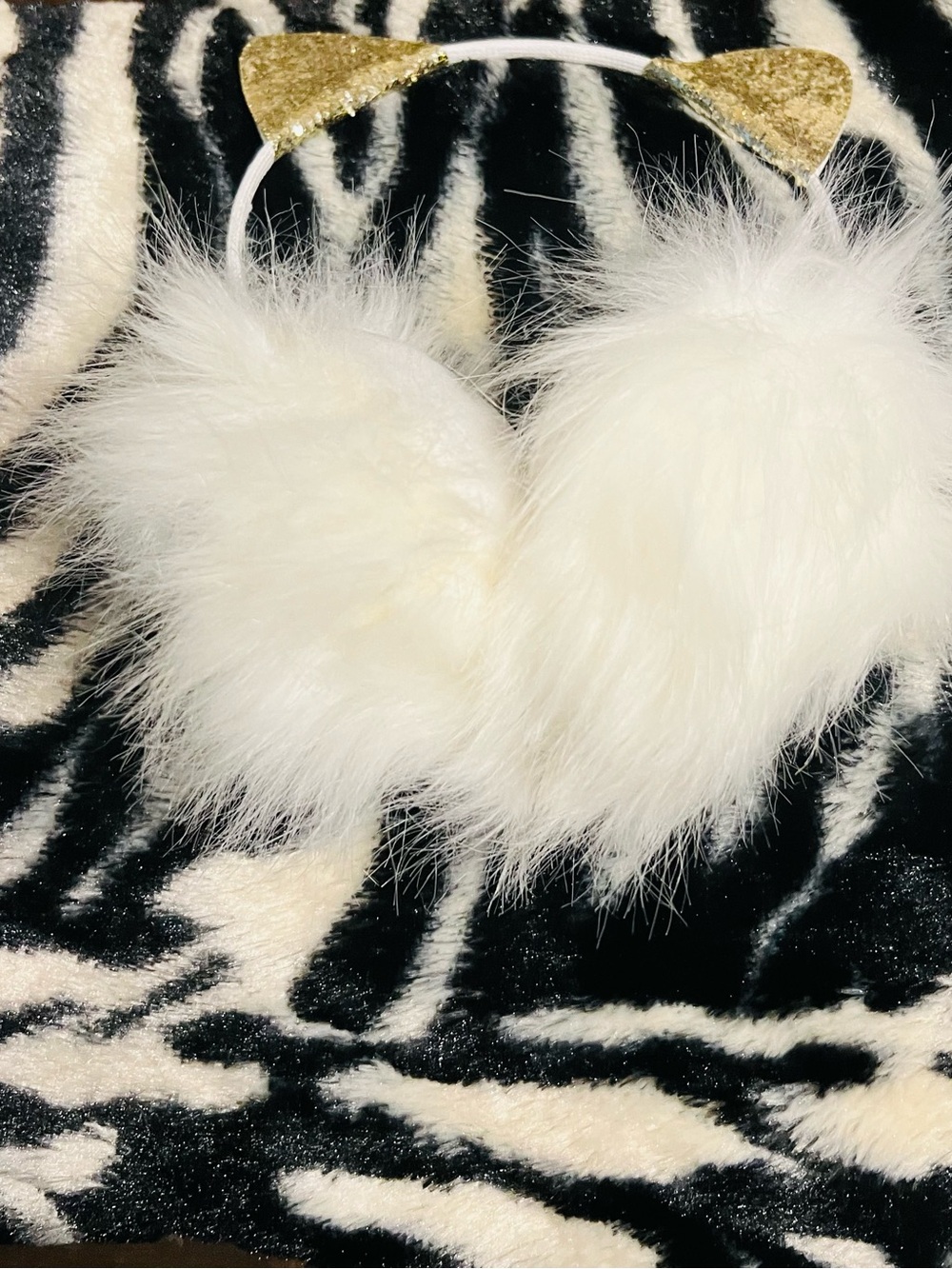 Lauren Conrad unique Gold & White Earmuffs